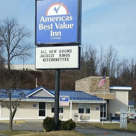 美洲最佳价值酒店 - 圣克莱尔维尔/慧玲酒店 St. Clairsville 外观 照片