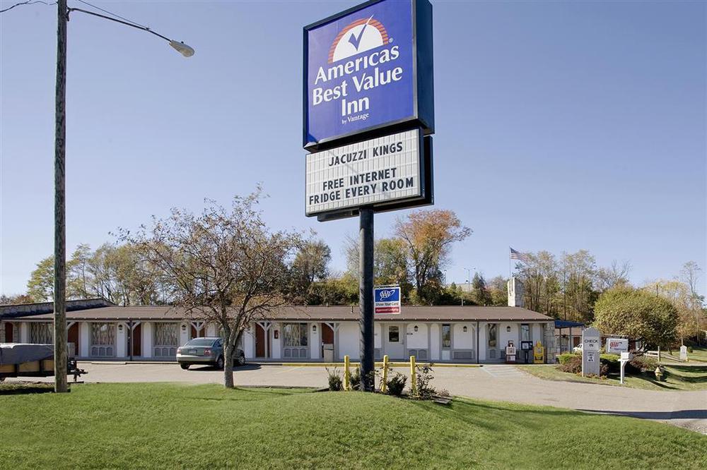 美洲最佳价值酒店 - 圣克莱尔维尔/慧玲酒店 St. Clairsville 外观 照片